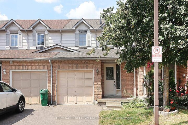 Property Photo:  35 Malta Avenue 5  ON L6Y 5B4 