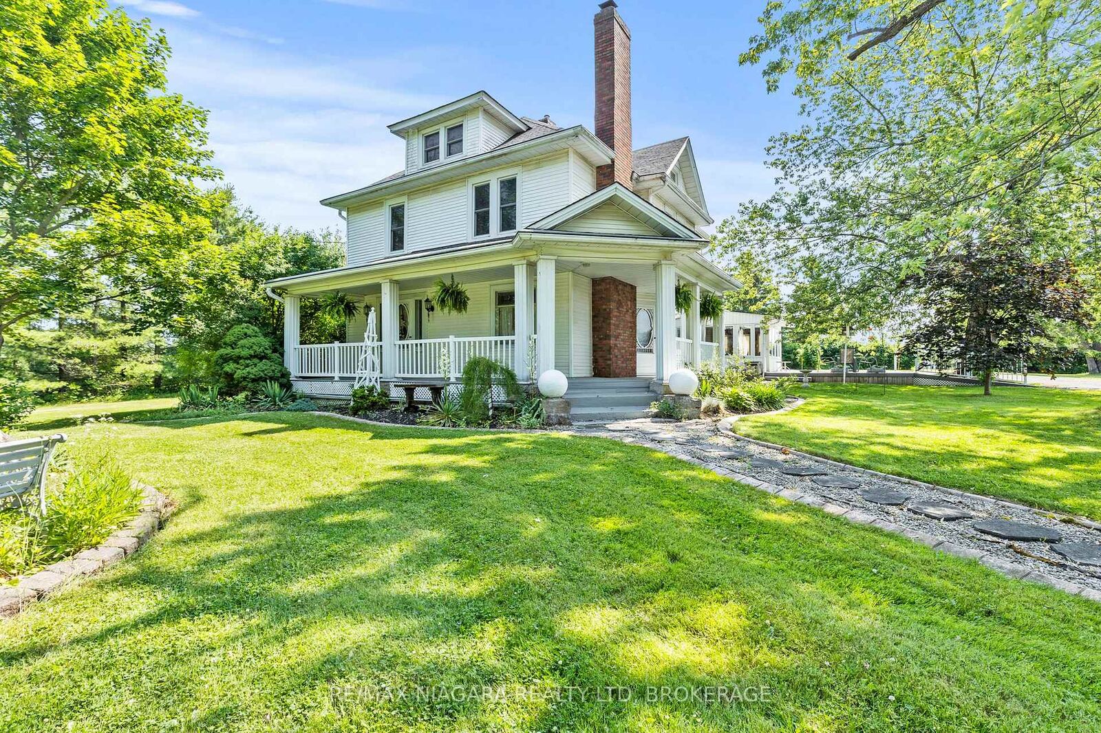 Property Photo: 3362 Montrose Road ON L3B 5N7