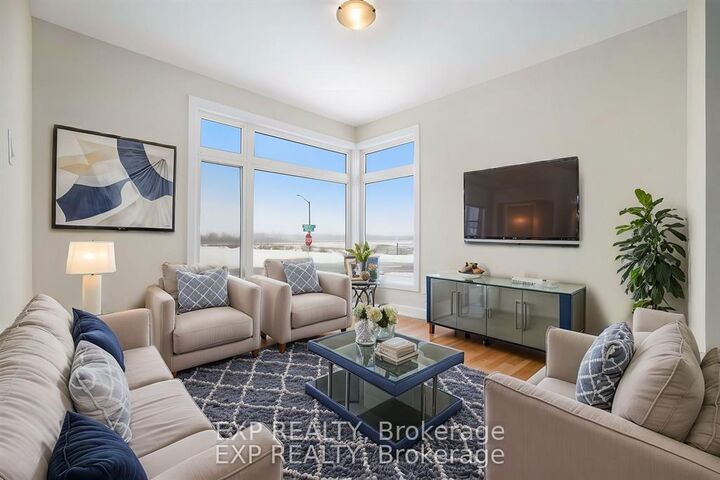 Property Photo:  34 Corr Court  ON K7C 0W5 