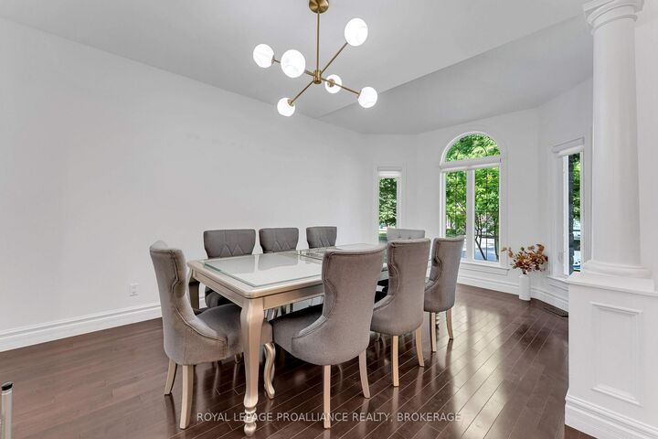 Property Photo: 81 Kenwoods Circle ON K7K 6Y2