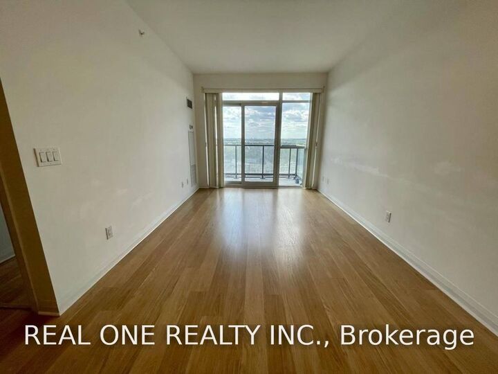 Property Photo: 55 Oneida Crescent 1605 ON L4B 4T9