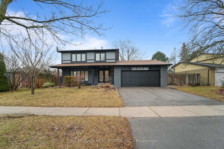 2290 Devon Road — photo 1