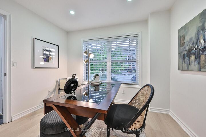 Property Photo:  52 Baker Hill Boulevard  ON L4A 8B7 