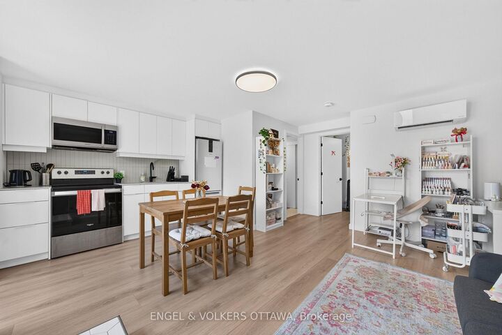 Property Photo:  117 Carruthers Avenue D  ON K1Y 1N4 
