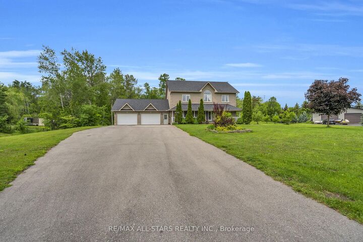 Property Photo: 6 Audubon Way ON L0E 1A0