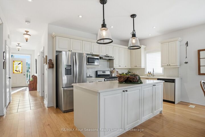 Property Photo: 34 Kari Crescent ON L9Y 0Z6