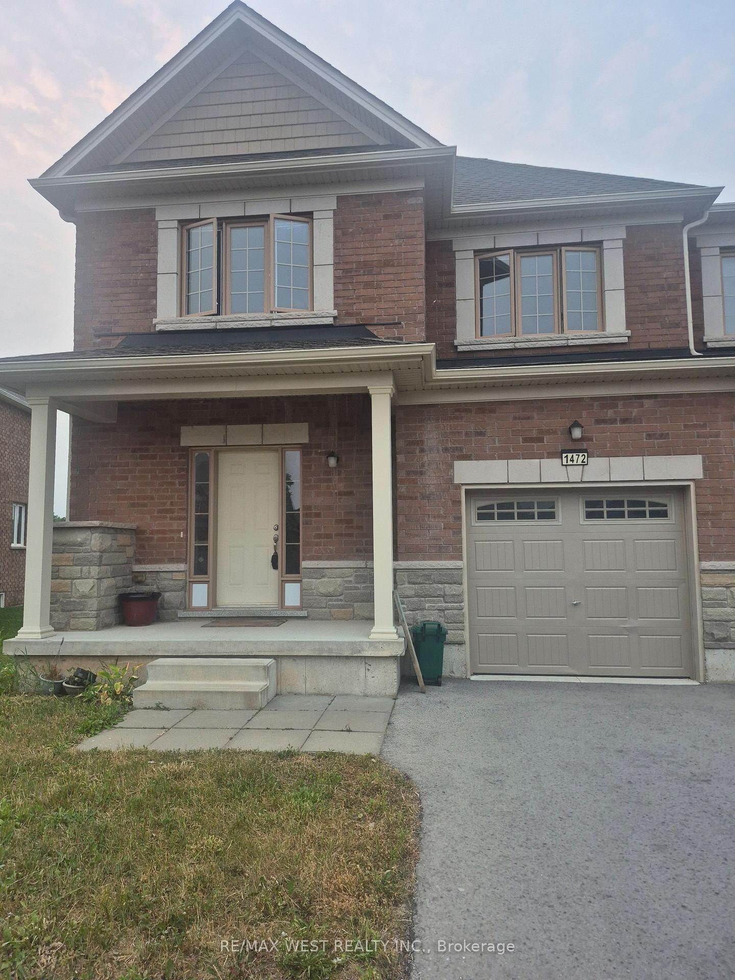 Property Photo: 1472 Marina Drive ON L2A 0C7