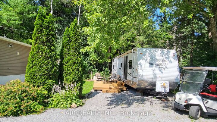 Property Photo: 149 Horseshoe Circle ON L0E 1N0