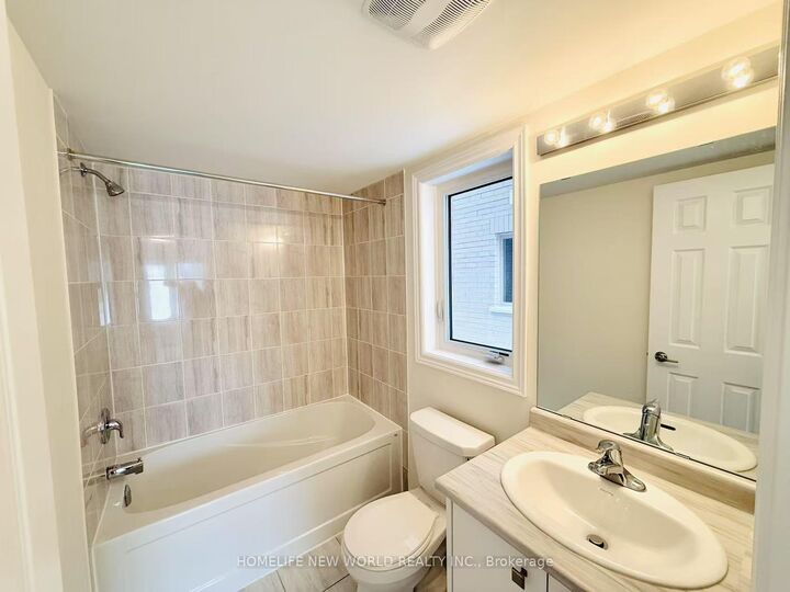 Property Photo: 925 Crowsnest Hollow ON L1X 0P4
