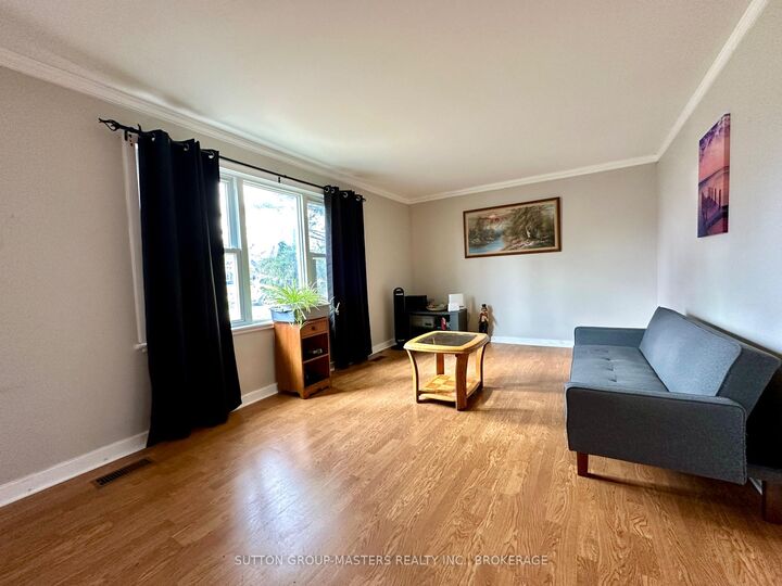 Property Photo: 1666-1668 Victoria Street ON K7M 5K3