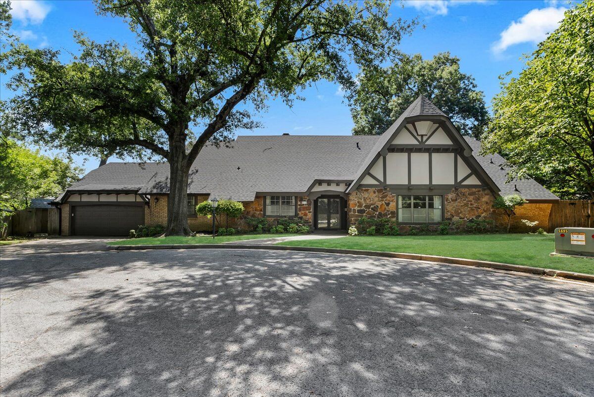 Property Photo:  3115 S Delaware Place  OK 74105 