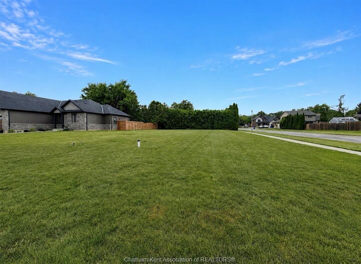 93 Sleepy Meadow Drive — photo 1