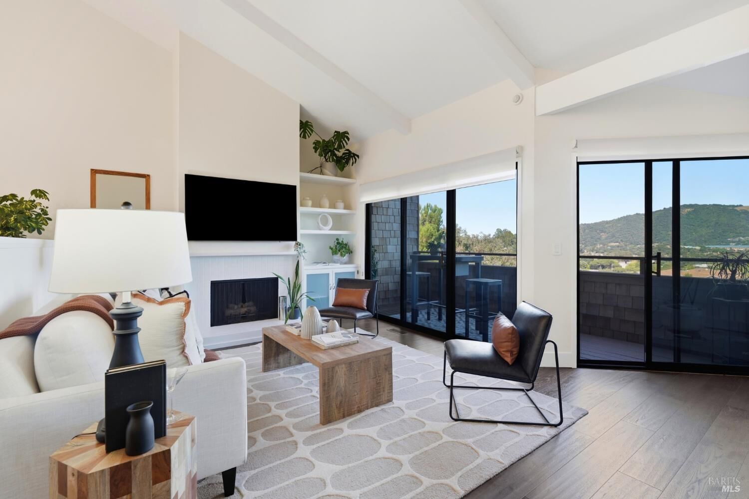 Property Photo:  136 La Perdiz Court  CA 94903 