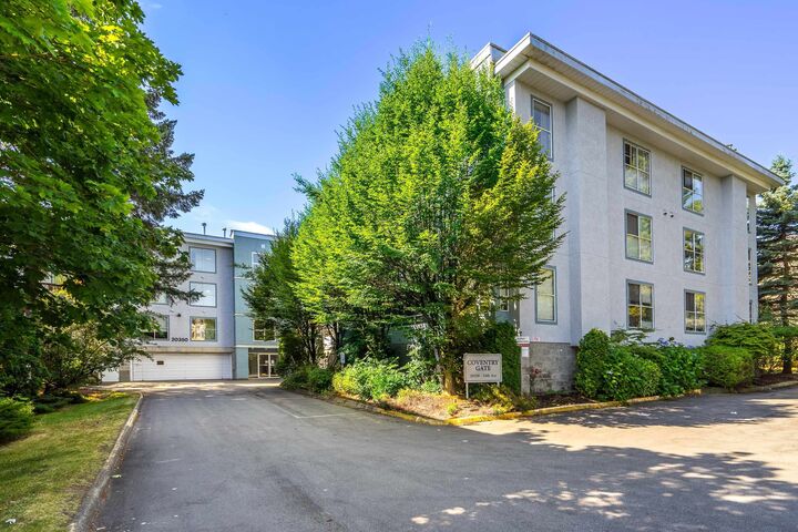 Property Photo: 20350 54 Avenue 204 BC V3A 8J4