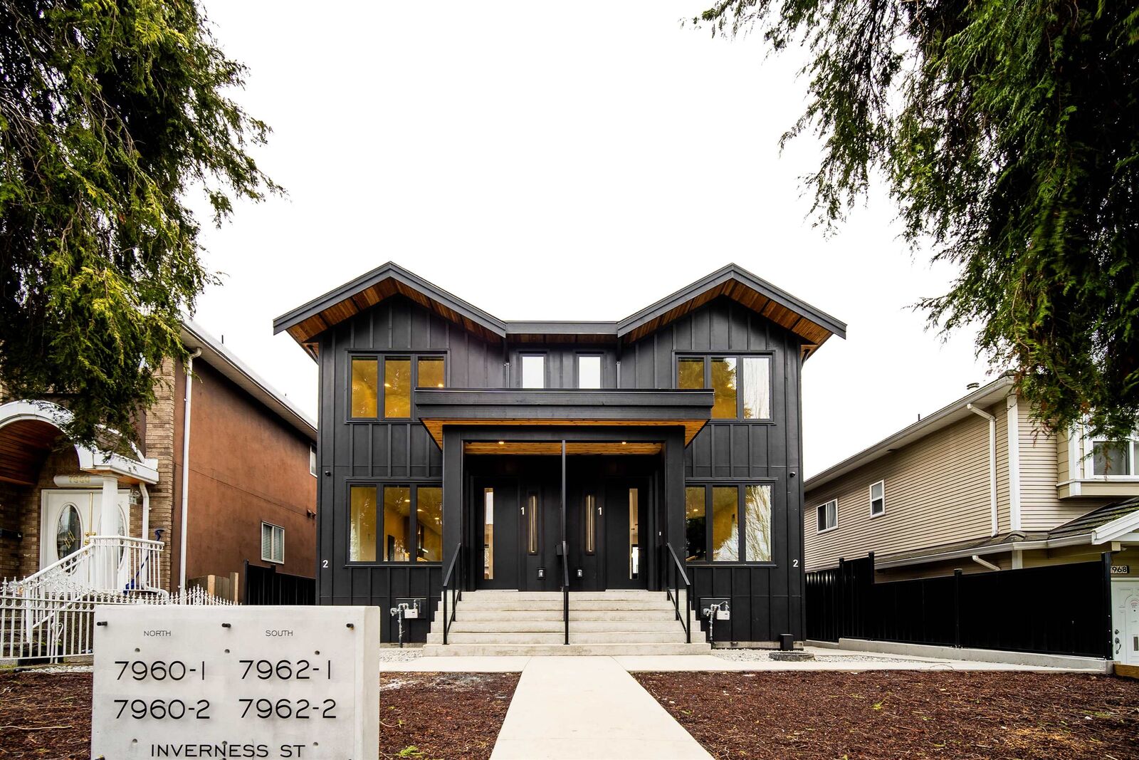Property Photo: 7962 Inverness Street BC V5X 4H7