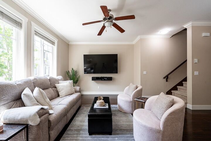 15399 Guildford Drive 33 — photo 1