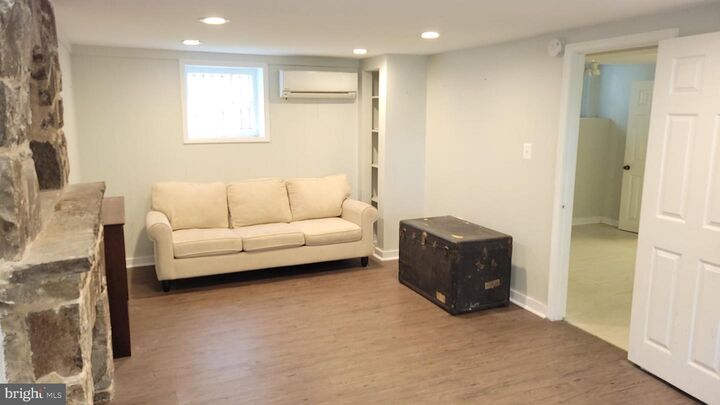 Property Photo:  6209 York Road B  MD 21212 