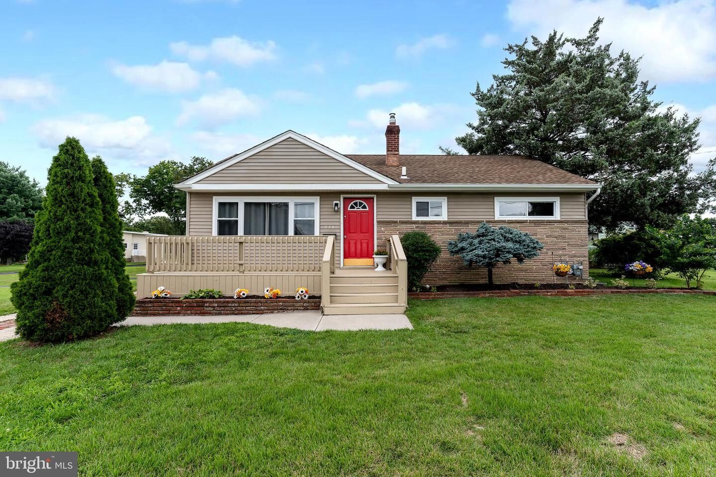 Property Photo:  228 Baldwin Road  NJ 08028 