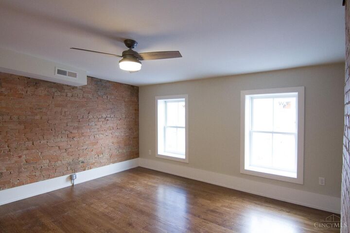 Property Photo:  1121 Walnut Street  OH 45202 