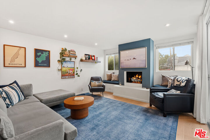 Property Photo:  1930 Idaho Ave, Unit 3  CA 90403 