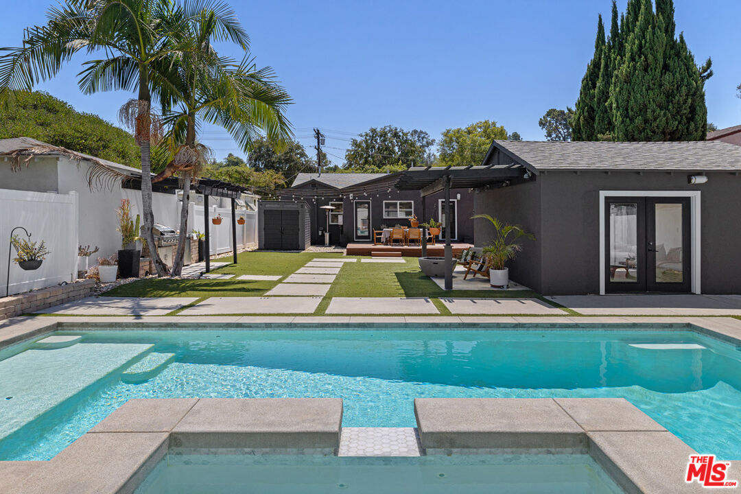 Property Photo:  3711 Collis Ave  CA 90032 
