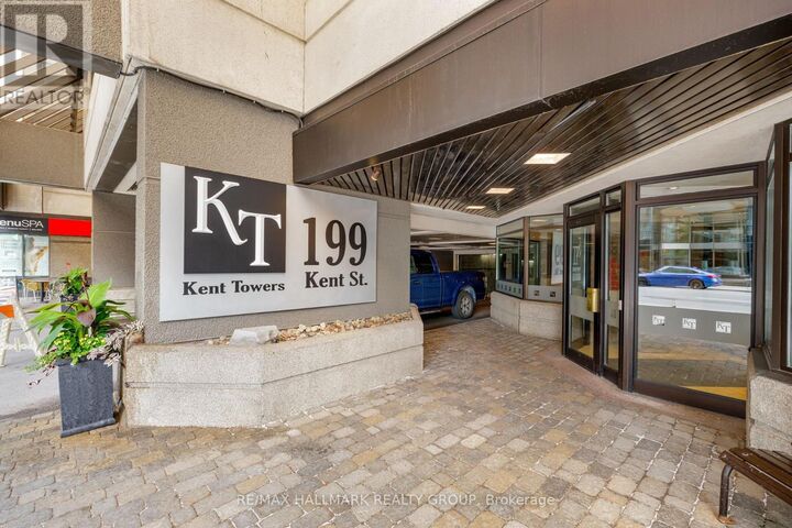 Property Photo: 199 Kent Street 510 ON K2P 2K8