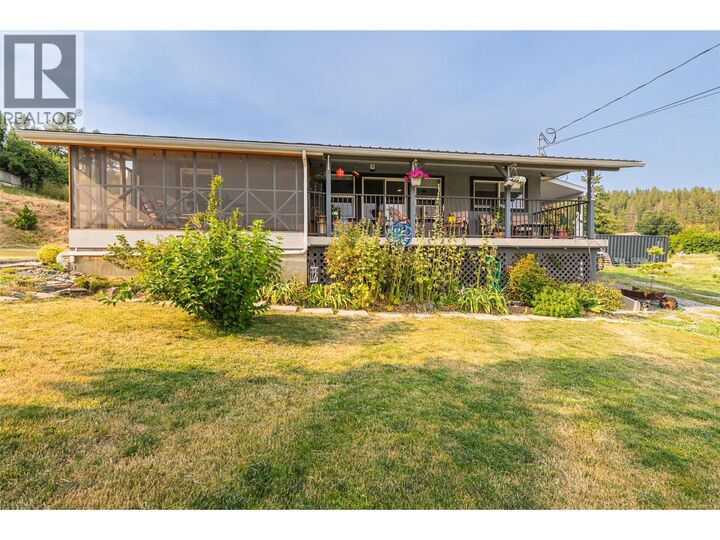 Property Photo:  2622 3 Highway  BC V0B 1G1 