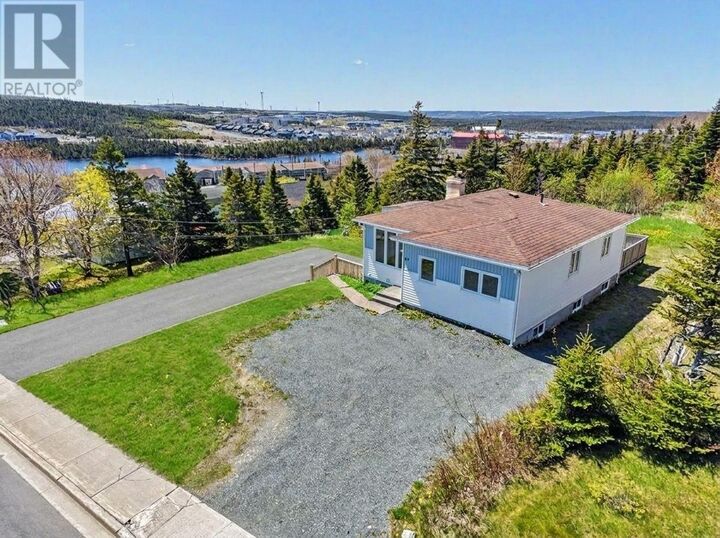 15 Paradise Road — photo 1