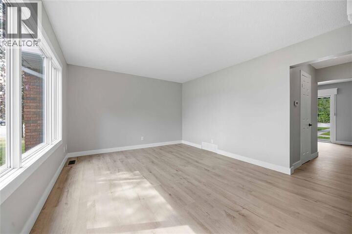 Property Photo: 1023 Salisbury Street 8 ON N7S 4N8