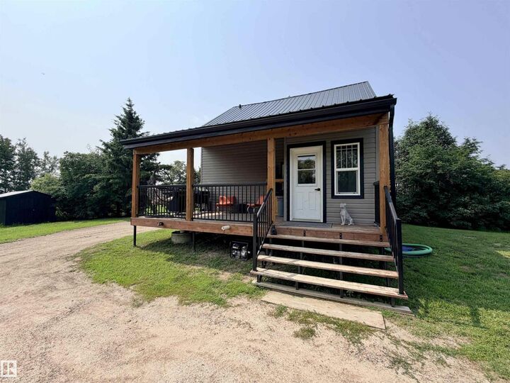 Property Photo: 58571 RR 90 AB T0A 3A0