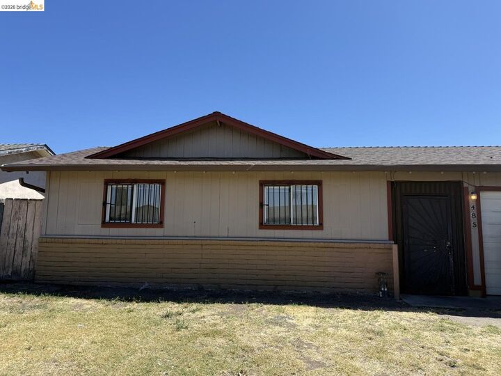 Property Photo:  485 Jill Cir 487  CA 95210 