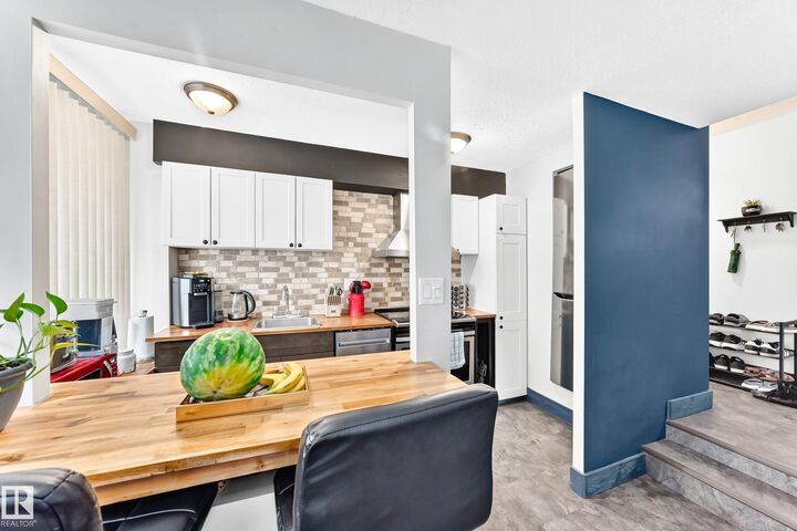 Property Photo: 10160 114 Street NW 230 AB T5K 2L2