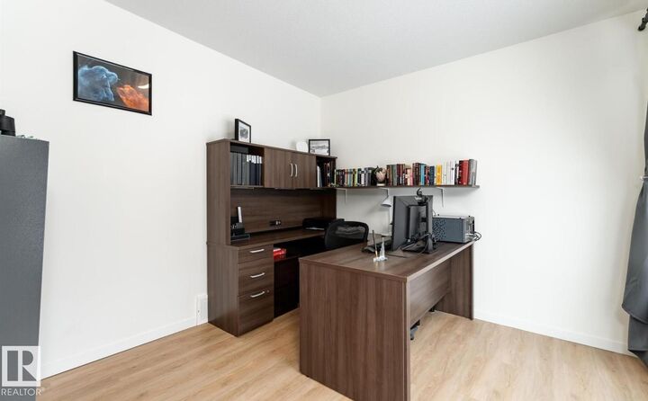 Property Photo: 427 39 Street SW AB T6X 2X9