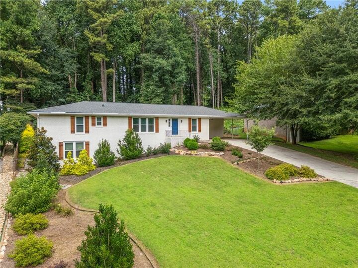 Property Photo: 1701 Smithwood Drive GA 30062