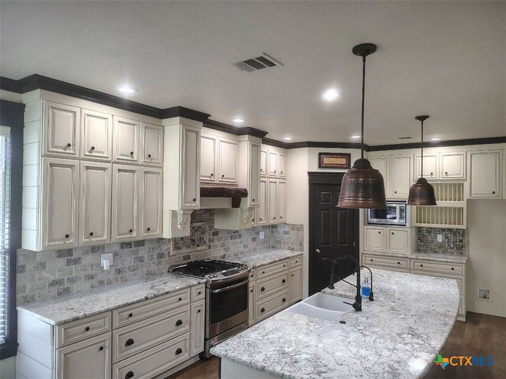 Property Photo:  3299 Espada  TX 78132 