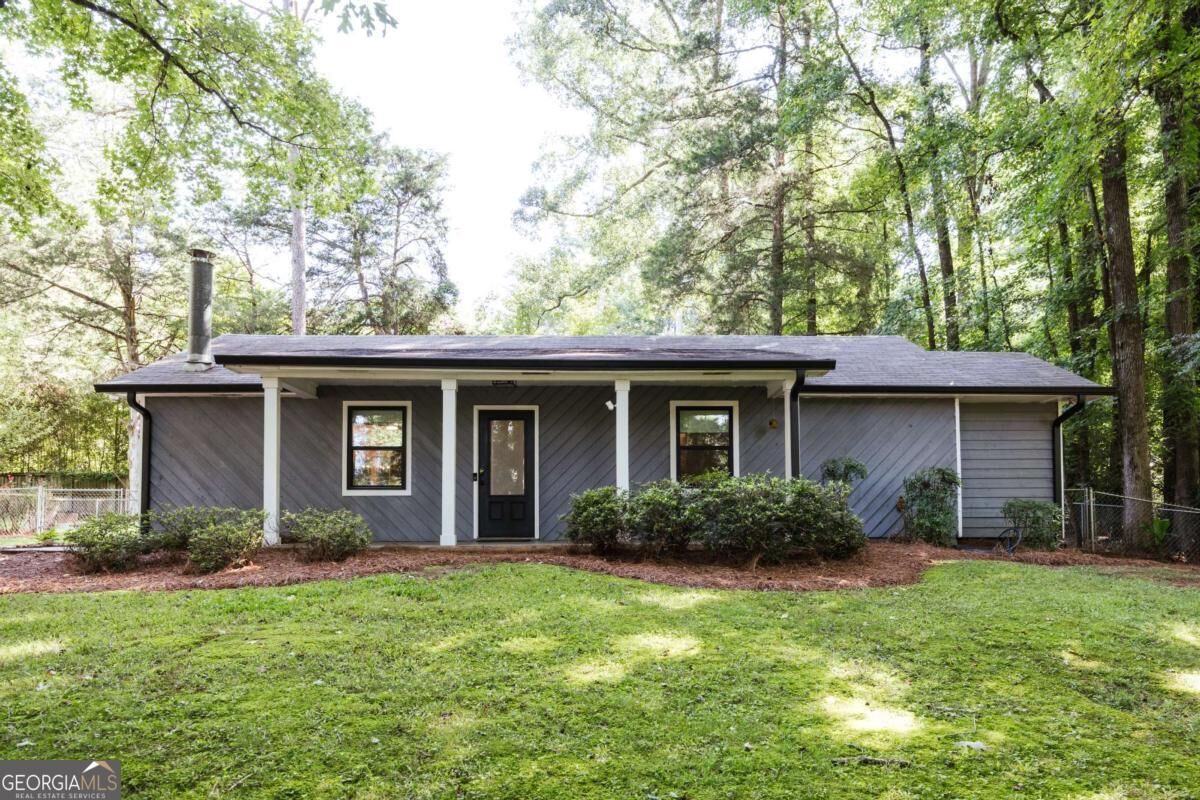 Property Photo: 640 Tallassee GA 30606