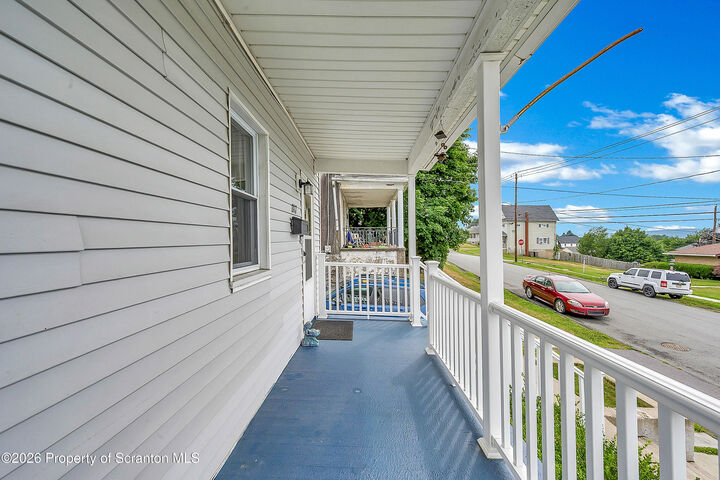 Property Photo:  2117 S Webster Avenue  PA 18505 