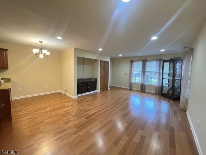 Property Photo:  156 Pennsylvania Way  NJ 08902 