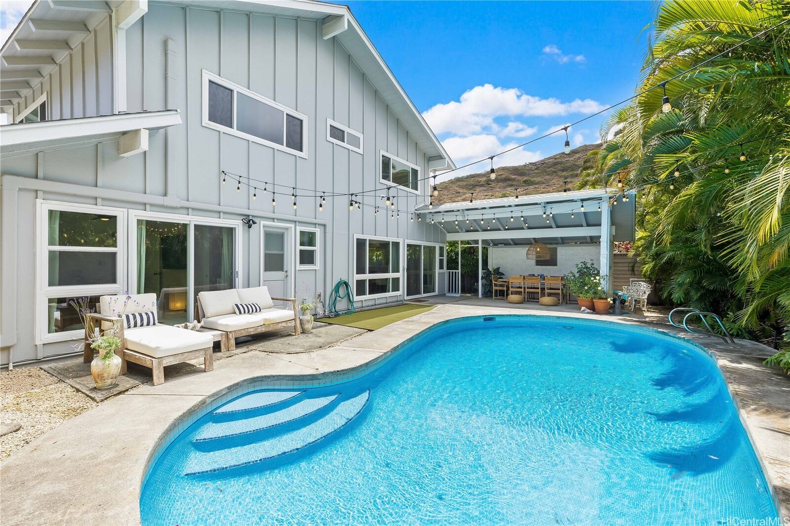 Property Photo:  1039 Wainiha Street  HI 96825 