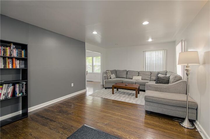 Property Photo: 4910 Paseo Boulevard MO 64110
