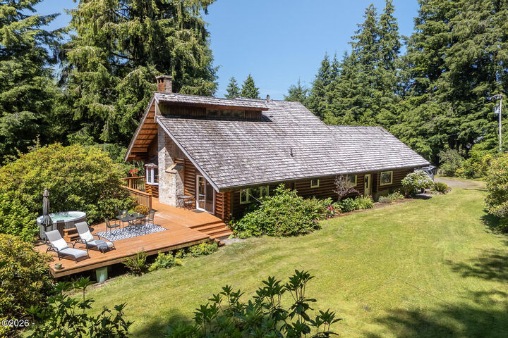 Property Photo: 6705 Diercks Road OR 97141