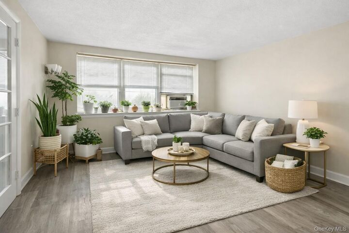 Property Photo: 79 N Broadway E NY 10603