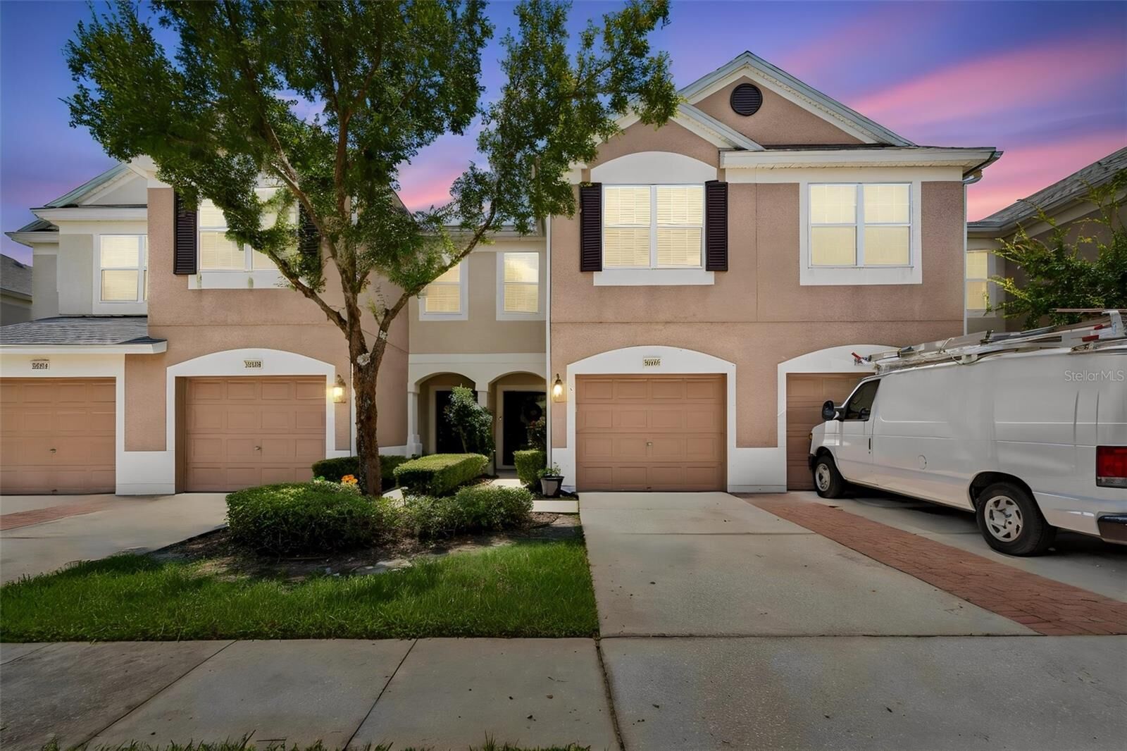 Property Photo:  26606 Castleview Way  FL 33544 