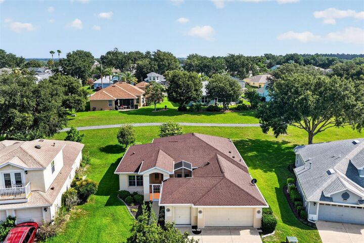 Property Photo:  5809 Bounty Circle  FL 32778 