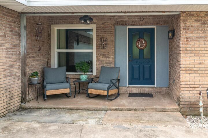 Property Photo:  1755 Beth Lane  FL 33880 