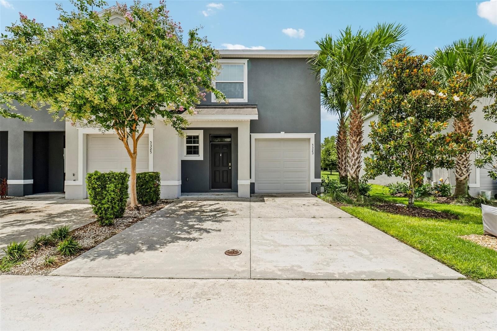Property Photo: 5323 Loblolly Lane FL 34785
