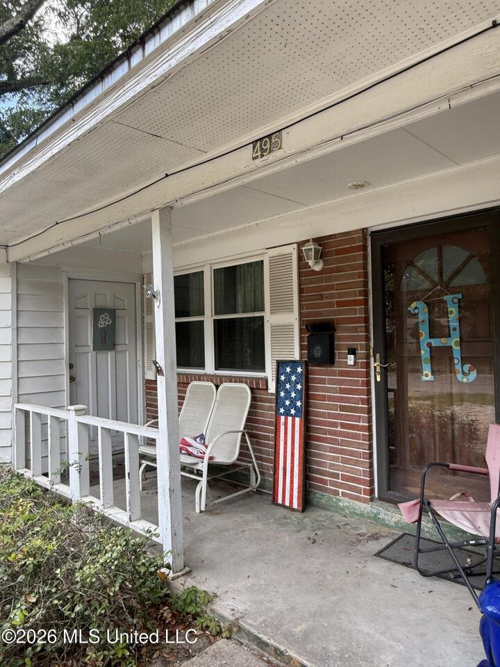 Property Photo:  495 Gay Avenue  MS 39507 