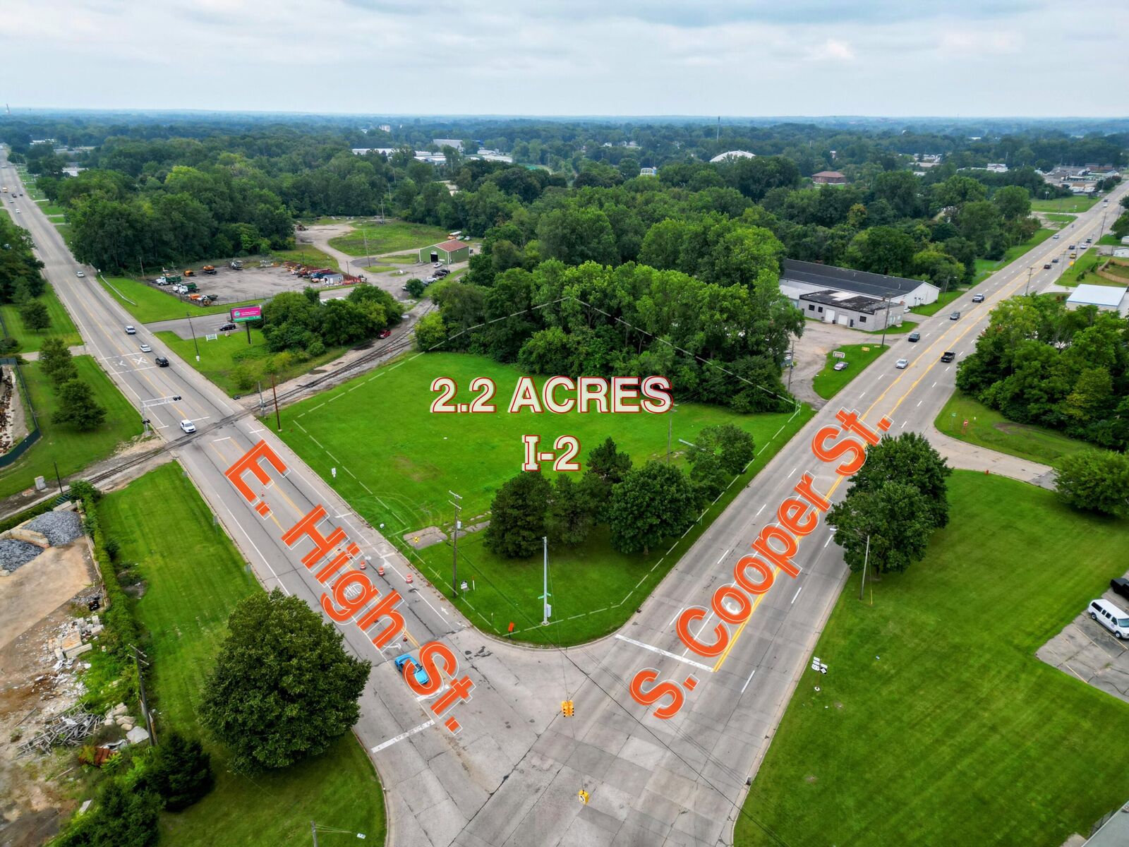 Property Photo:  1305 S Cooper Street  MI 49203 