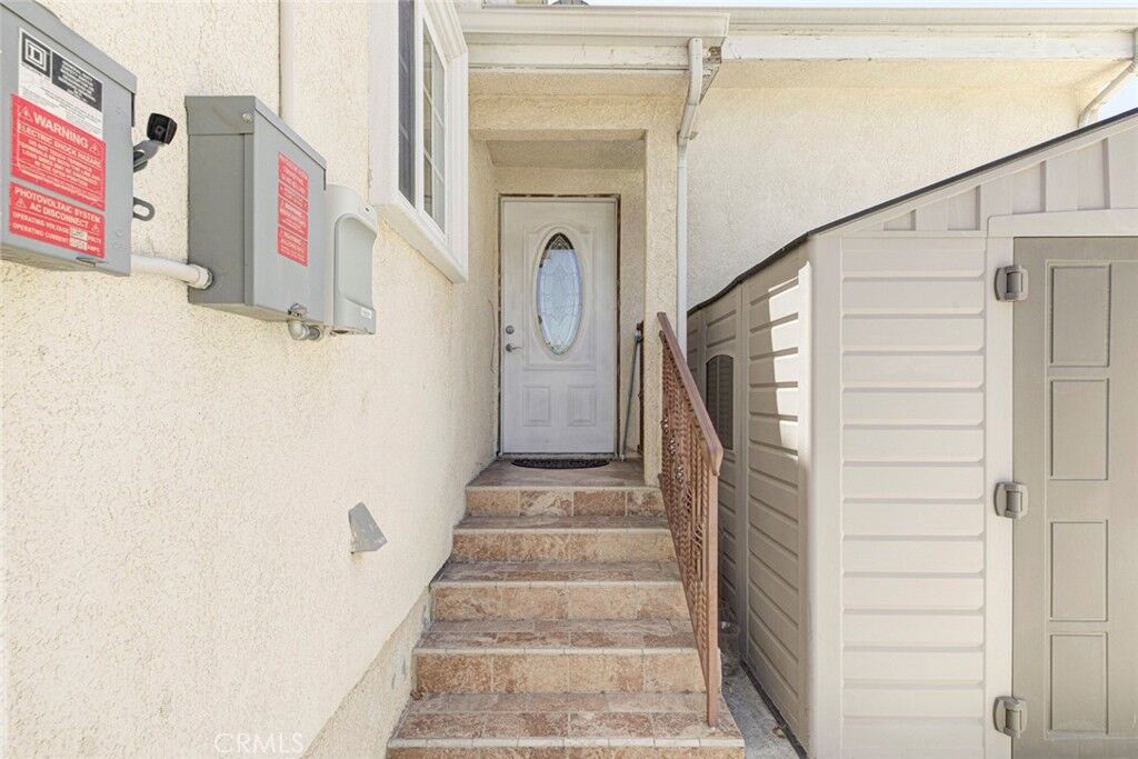 Property Photo:  6641 A Agnes Avenue  CA 91606 