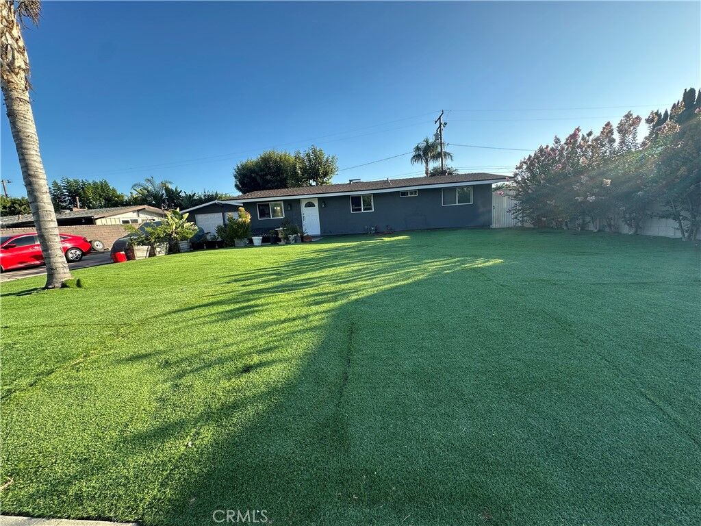 Property Photo:  1582 Garland Avenue  CA 92780 